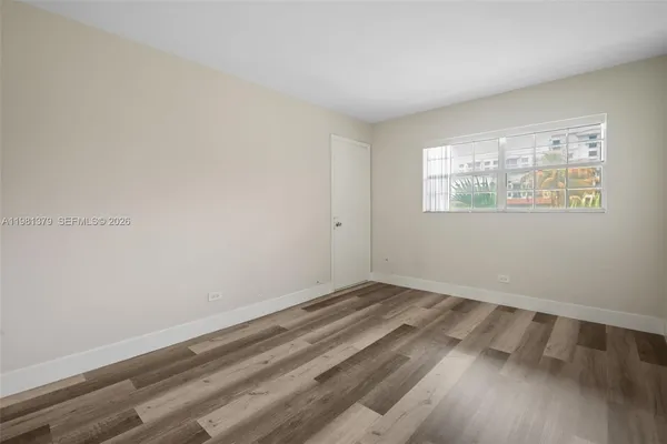 $2,900 | 8107 Southwest 72nd Avenue, Unit 410E, Miami, FL 33143