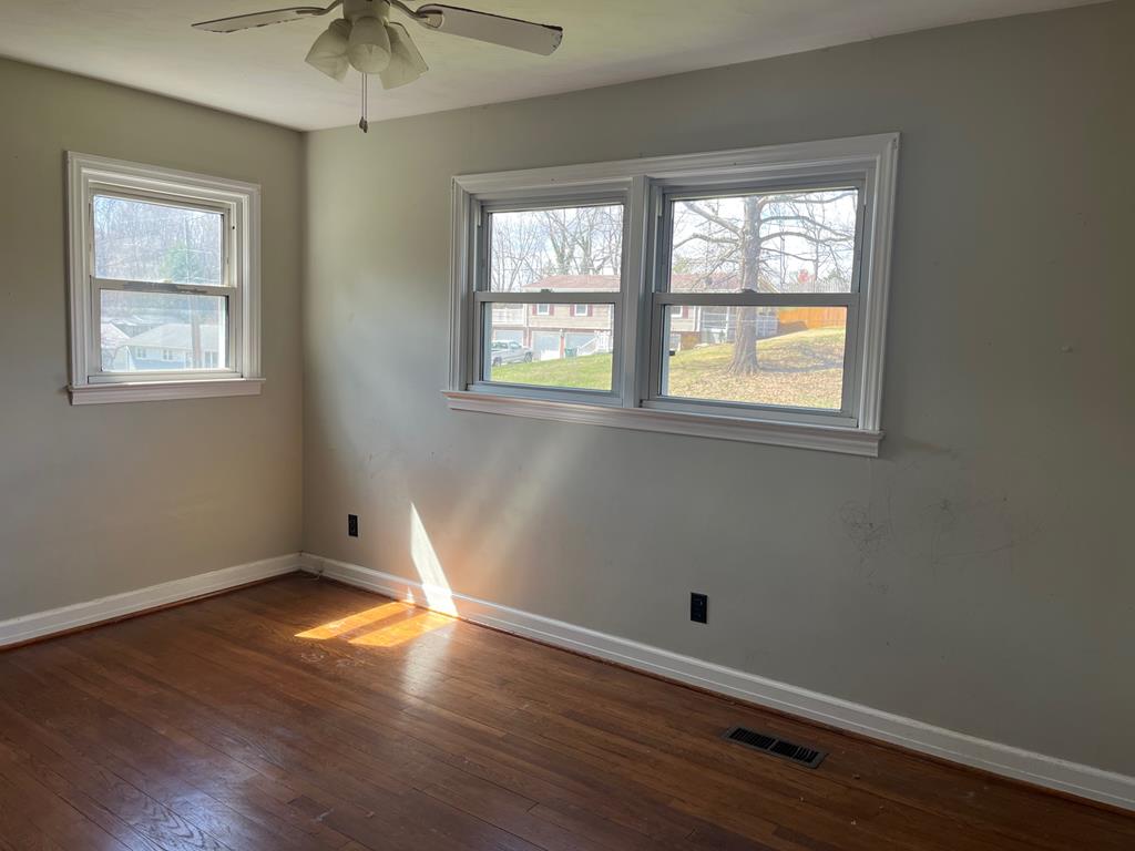 227 Seminole Road Bristol, VA 24201 - Photo 14 of 21 Gallery Image 14