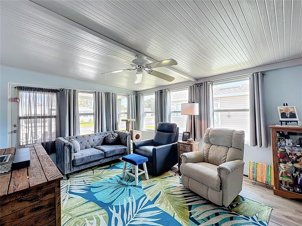 475 Pine Loop Frostproof, FL 33843 - Photo 13 of 51