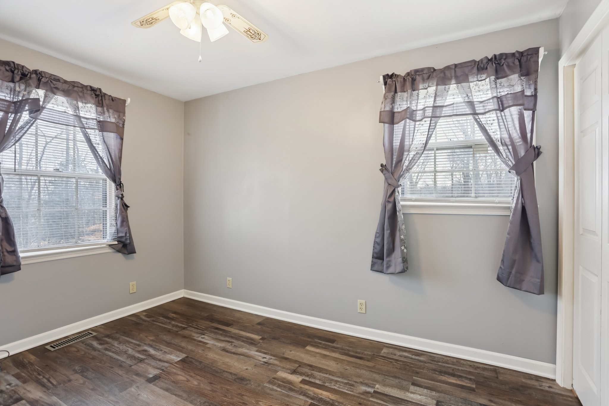 2268 Lee Road Spring Hill, TN 37174 - Photo 16 of 33