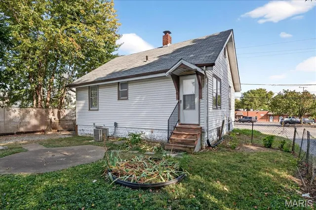 $89,900 | 1130 St Francois Street, Florissant, MO 63031