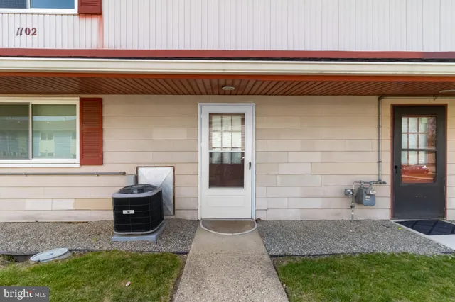 $179,500 | 1102 Mason Run, Pine Hill, NJ 08021