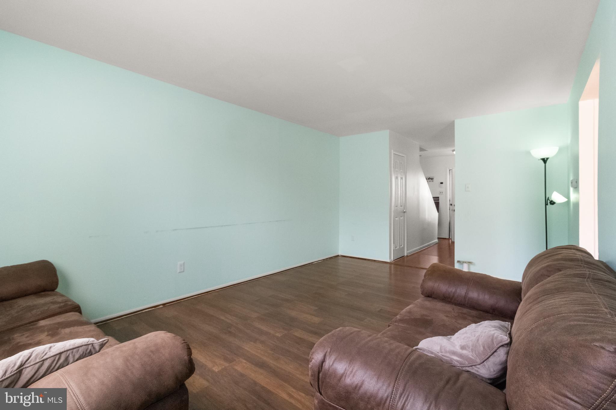 1102 Mason Run Pine Hill, NJ 08021 - Photo 7 of 21 Living Room
