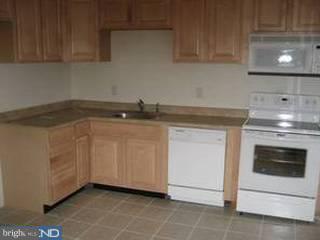 12 Meetinghouse Road Horsham, PA 19040 - Photo 2 of 3