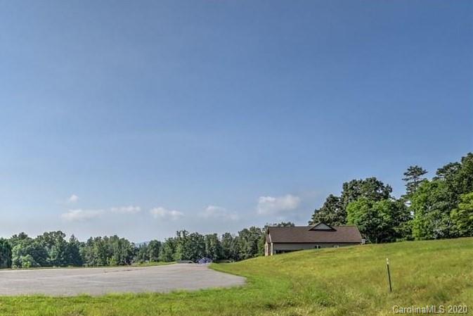 172 Israel Road, Unit 51 Leicester, NC 28748 - Photo 2 of 15 Gallery Image 2