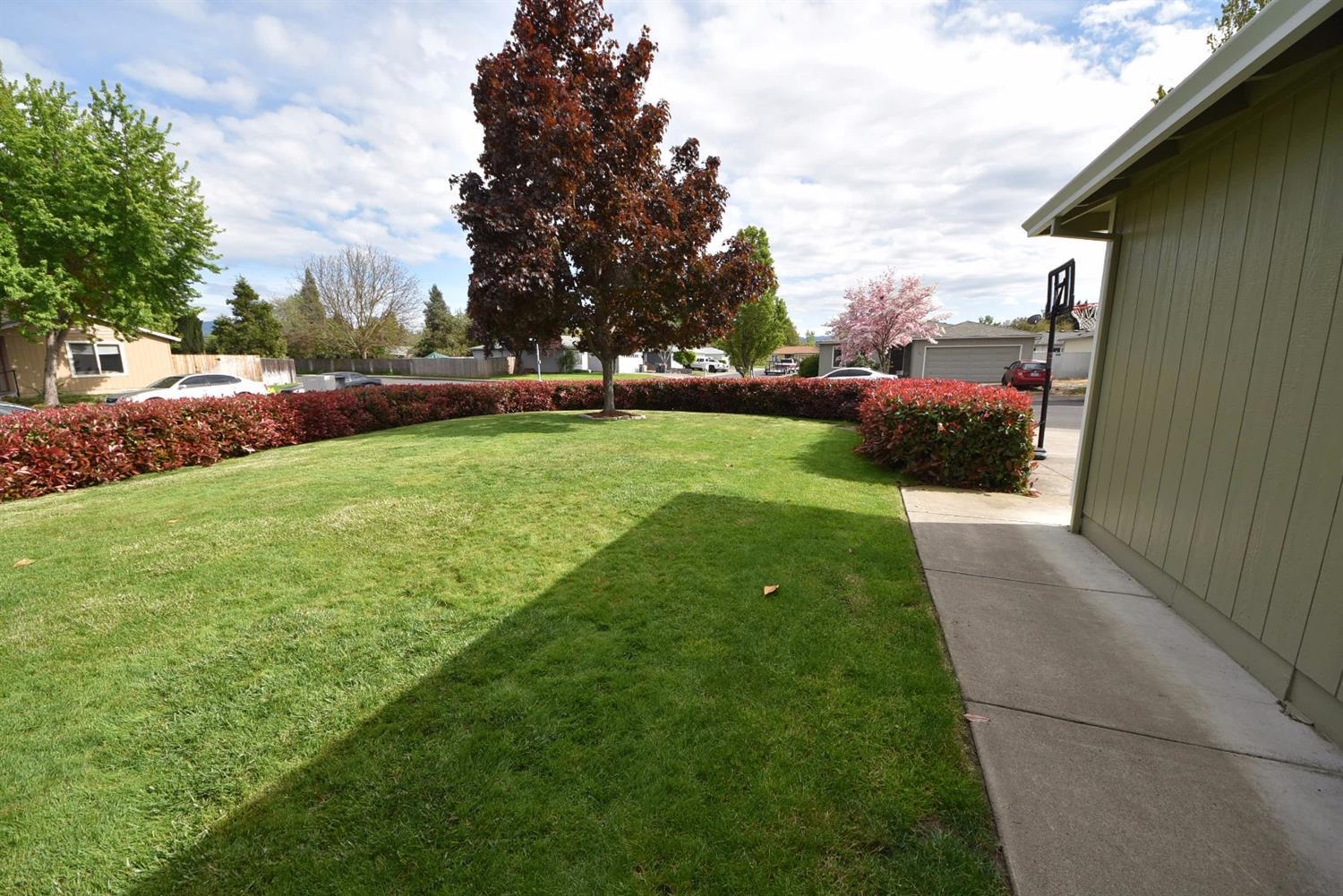 469 Mace Road Medford, OR 97501 - Photo 2 of 28 Additional Photo