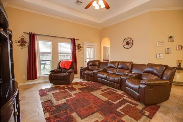 $2,250 | 6733 Old Square Drive, Corpus Christi, TX 78414