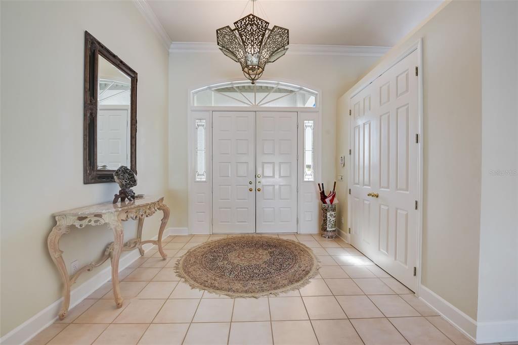 4653 Hadfield Drive Sarasota, FL 34235 - Photo 11 of 81