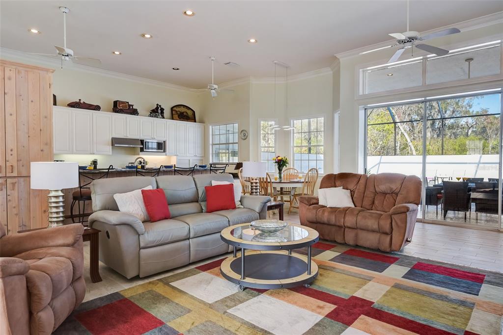 4653 Hadfield Drive Sarasota, FL 34235 - Photo 24 of 81