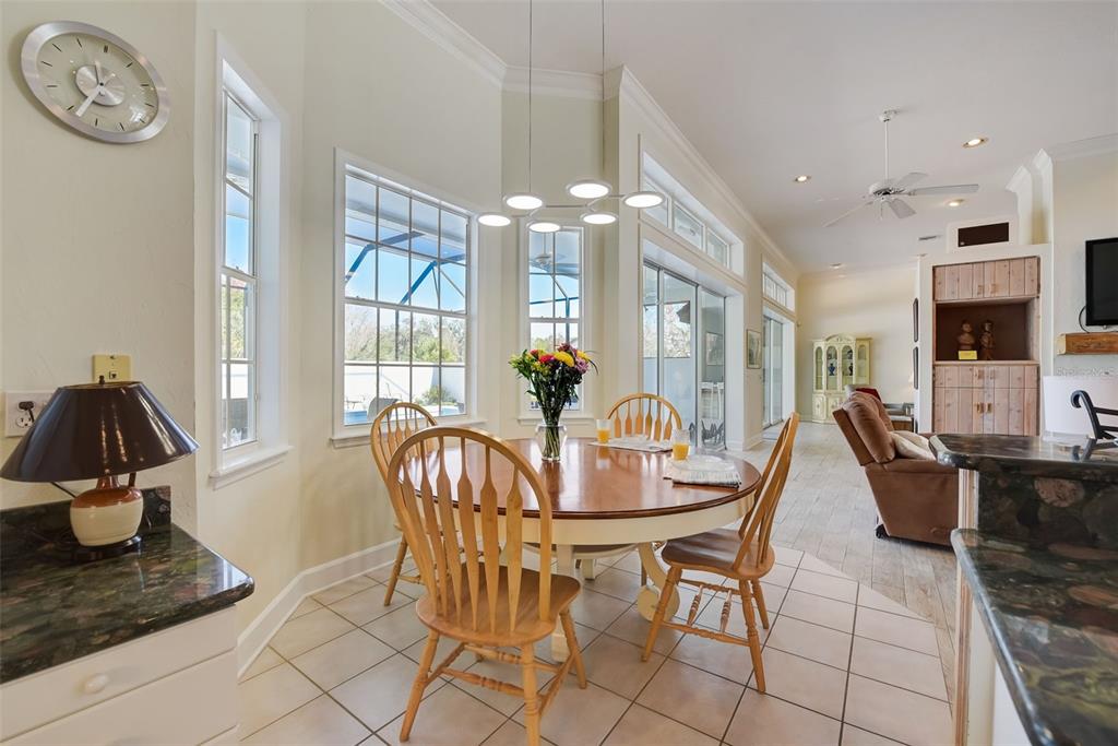 4653 Hadfield Drive Sarasota, FL 34235 - Photo 30 of 81