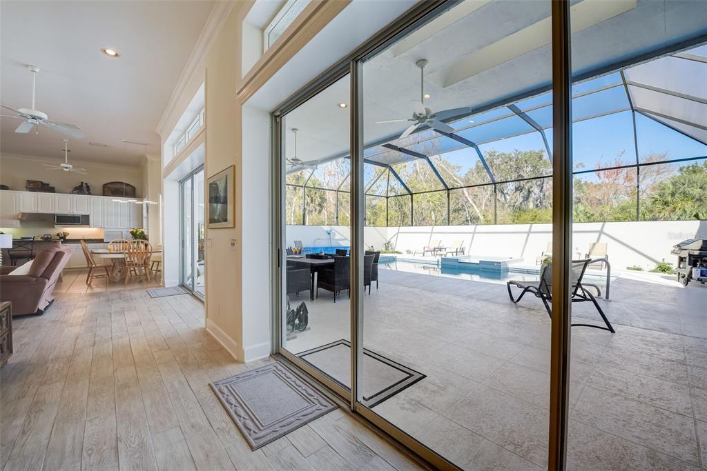 4653 Hadfield Drive Sarasota, FL 34235 - Photo 31 of 81