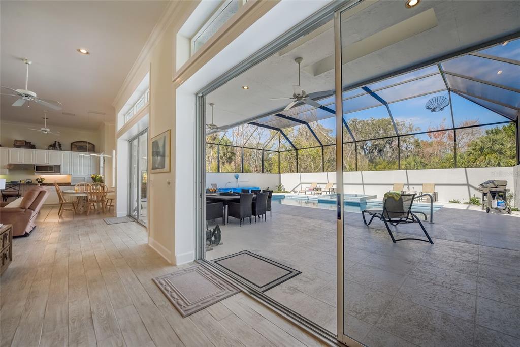 4653 Hadfield Drive Sarasota, FL 34235 - Photo 32 of 81