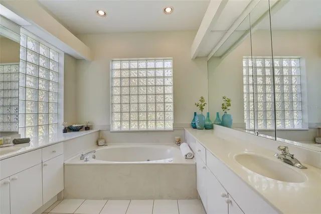 $15,000 | 4653 Hadfield Drive, Sarasota, FL 34235