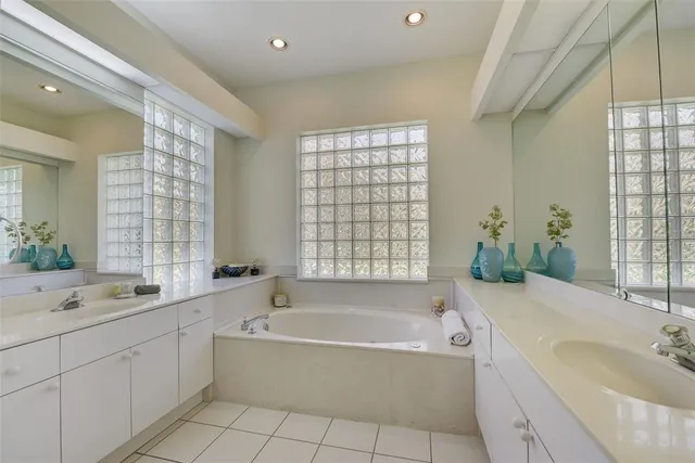 $15,000 | 4653 Hadfield Drive, Sarasota, FL 34235