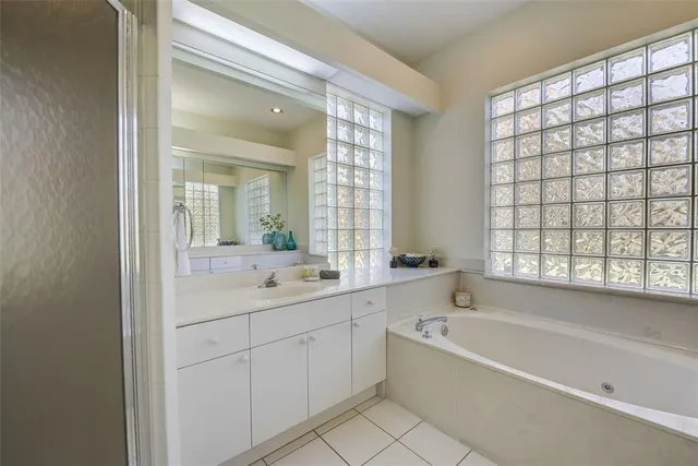 $15,000 | 4653 Hadfield Drive, Sarasota, FL 34235