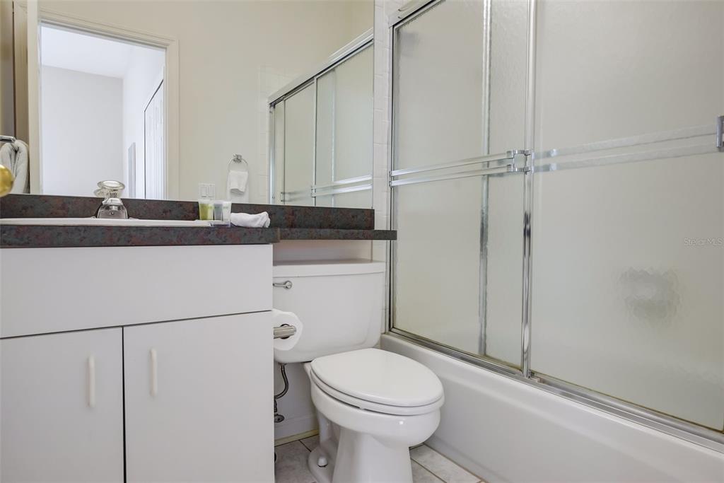 4653 Hadfield Drive Sarasota, FL 34235 - Photo 52 of 81