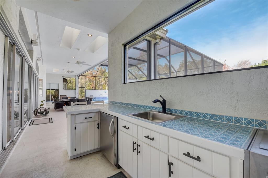 4653 Hadfield Drive Sarasota, FL 34235 - Photo 65 of 81