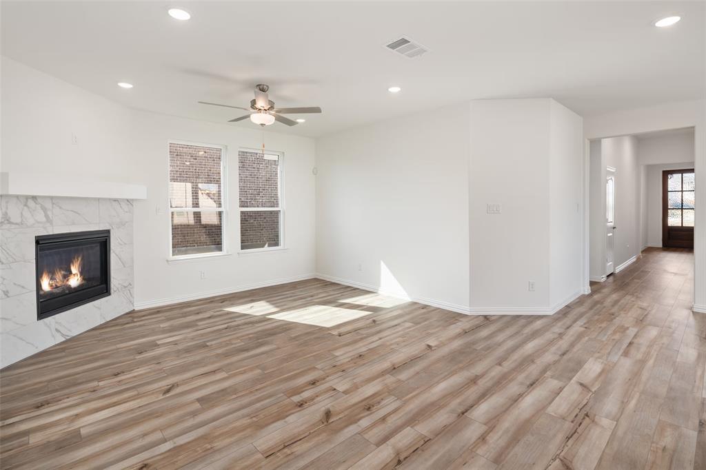 620 Blakelys Way Fate, TX 75189 - Photo 11 of 22