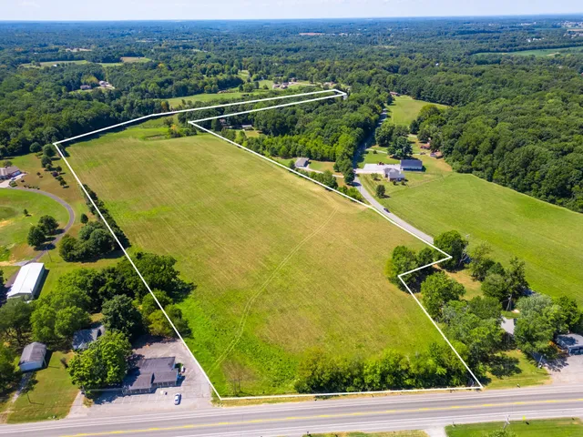 $4,100,000 | 0 Highway 31W, White House, TN 37188