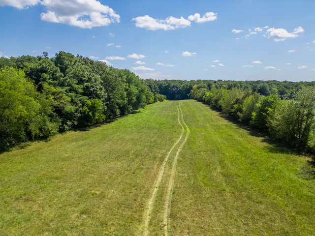 $4,100,000 | 0 Highway 31W, White House, TN 37188