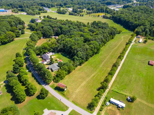 $4,100,000 | 0 Highway 31W, White House, TN 37188