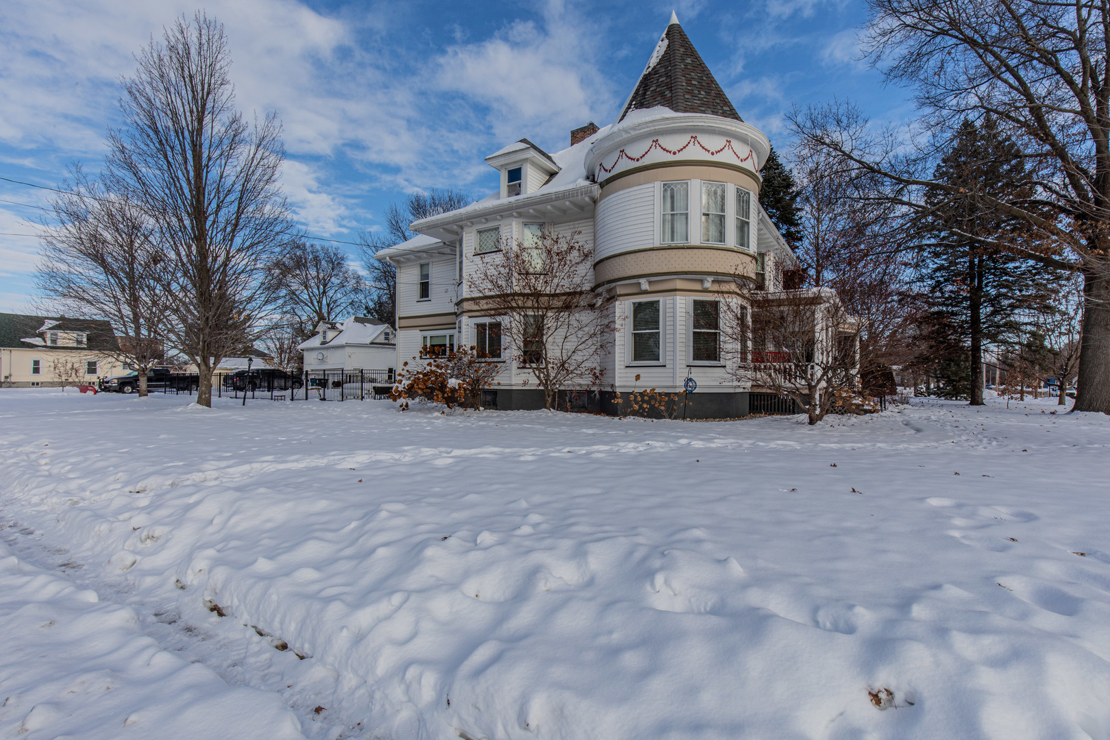 405 East Peru Street Princeton, IL 61356 - Photo 3 of 44