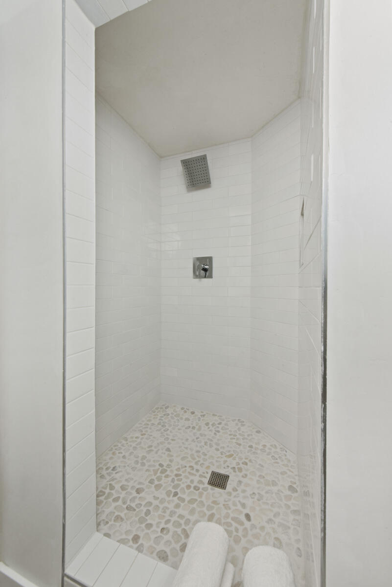 681 Daniel Drive Santa Maria, CA 93454 - Photo 20 of 26 a bathroom with a shower