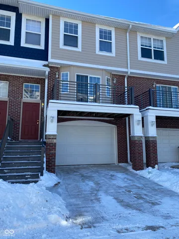 $1,400 | 1464 Royal Reserve Way, Greenwood, IN 46143