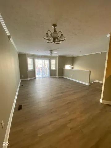 $1,400 | 1464 Royal Reserve Way, Greenwood, IN 46143