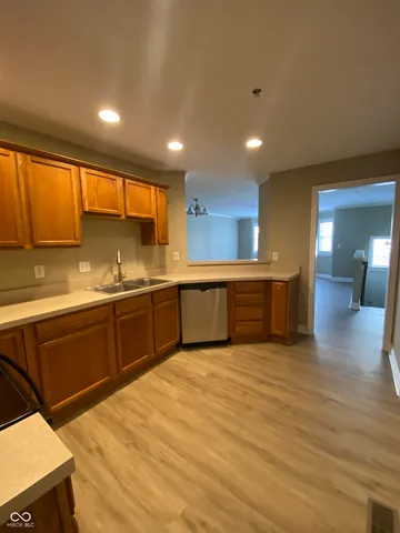 $1,400 | 1464 Royal Reserve Way, Greenwood, IN 46143