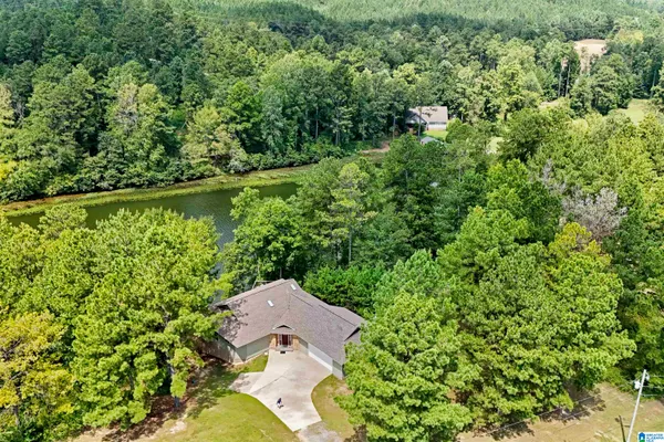 $579,900 | 290 Paint Creek Overlook, Sylacauga, AL 35151