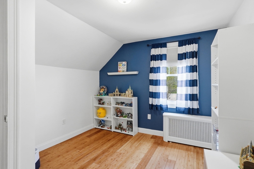 31 Walnut Street Dedham, MA 02026 - Photo 24 of 34