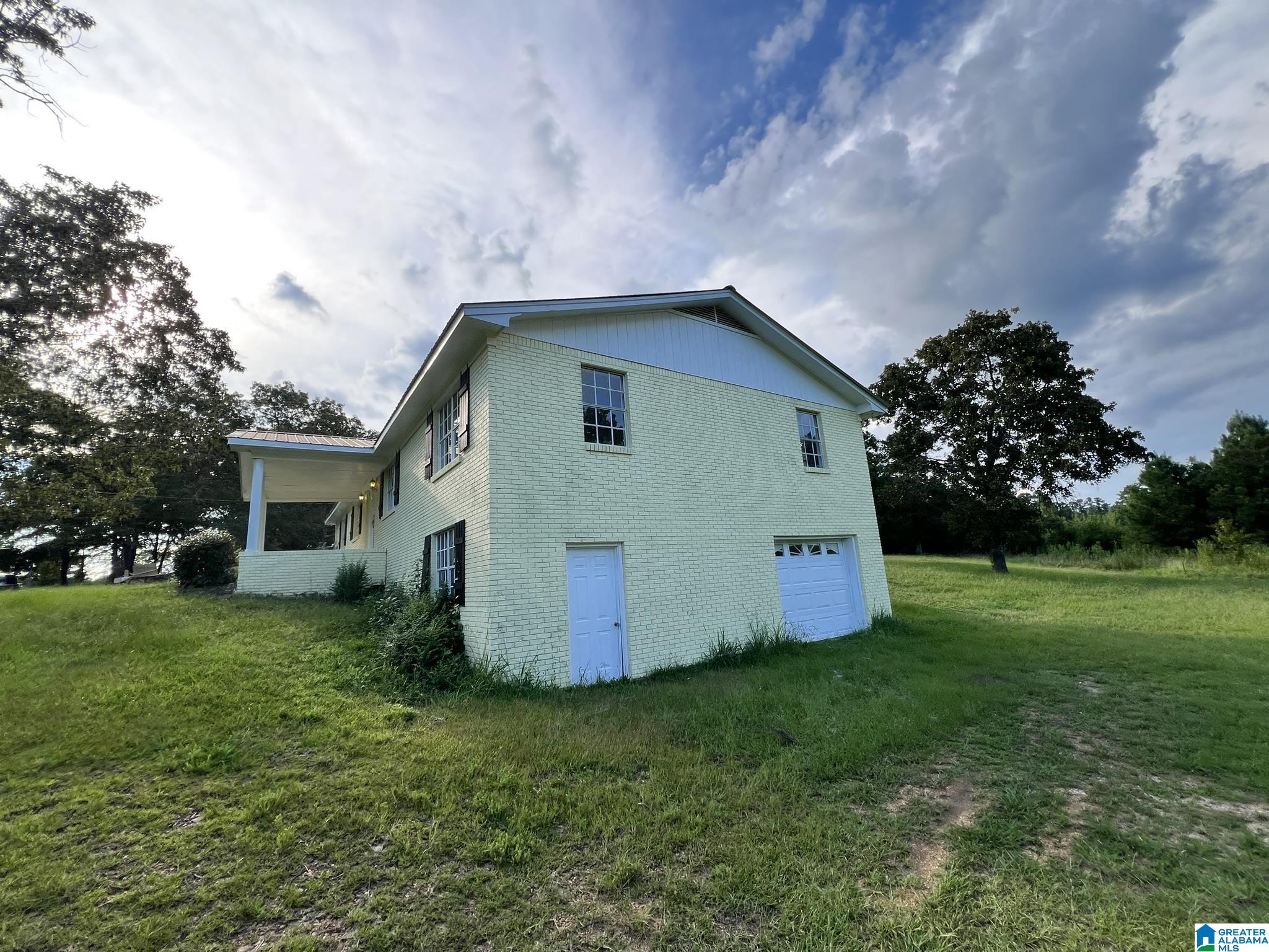 3285 Tidmore Bend Road Gadsden, AL 35901 - Photo 4 of 17