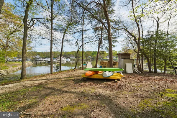 $200,000 | 216 Long Cove Lane, Unit J, Essex, MD 21221