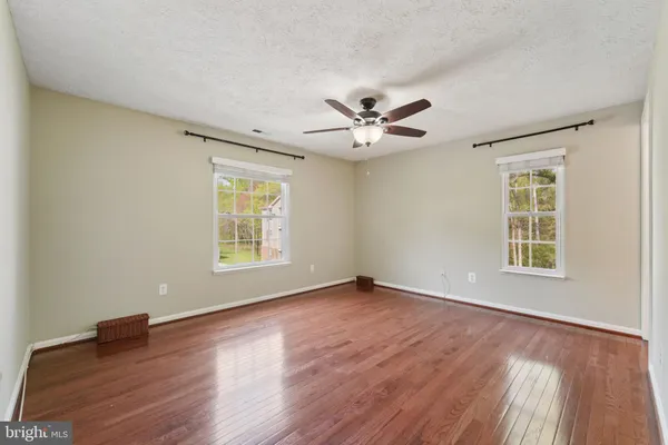 $200,000 | 216 Long Cove Lane, Unit J, Essex, MD 21221