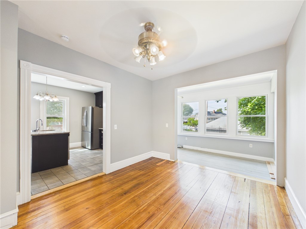 13 Clyde Street Providence, RI 02908 - Photo 3 of 35
