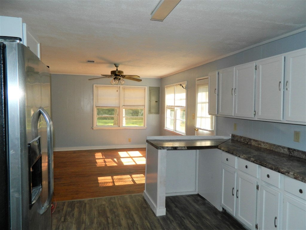 145 Boyette Road Lakeland, GA 31635 - Photo 7 of 27 Gallery Image 7
