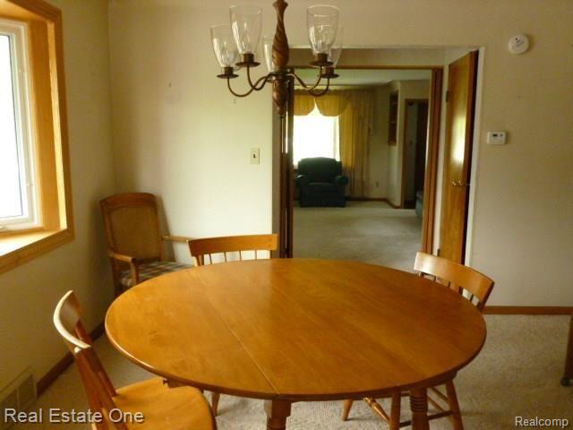14775 Reeck Road Southgate, MI 48195 - Photo 5 of 16 P1020889.jpg