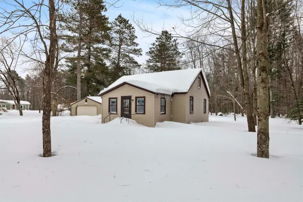 $184,900 | N7026 Shady Ln Drive, Porterfield, WI 54159