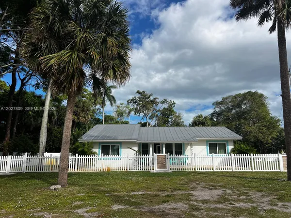 $749,000 | 1023 Southeast 7th Street, Stuart, FL 34996