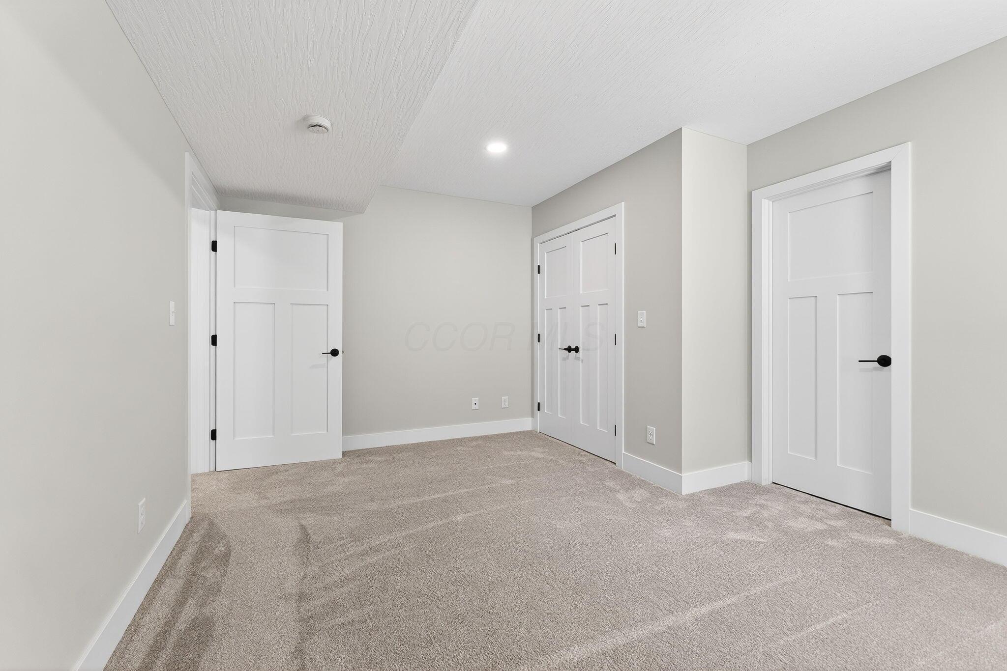 1705 Horseshoe Road Delaware, OH 43015 - Photo 47 of 64 1705 Horseshoe Dr (interior)-47