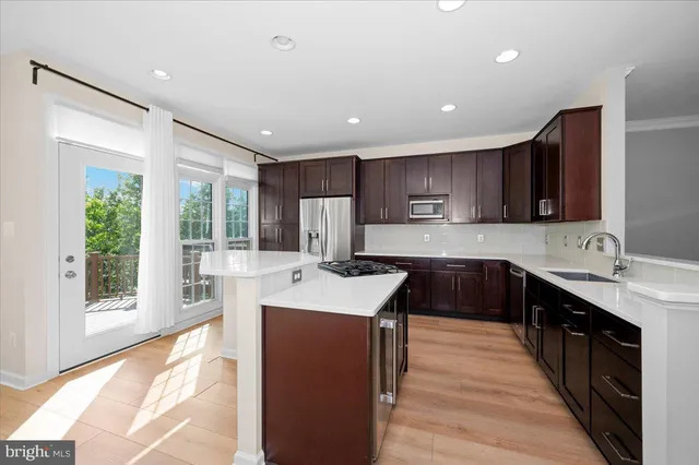 $3,800 | 4576 Fair Valley Drive, Fairfax, VA 22033