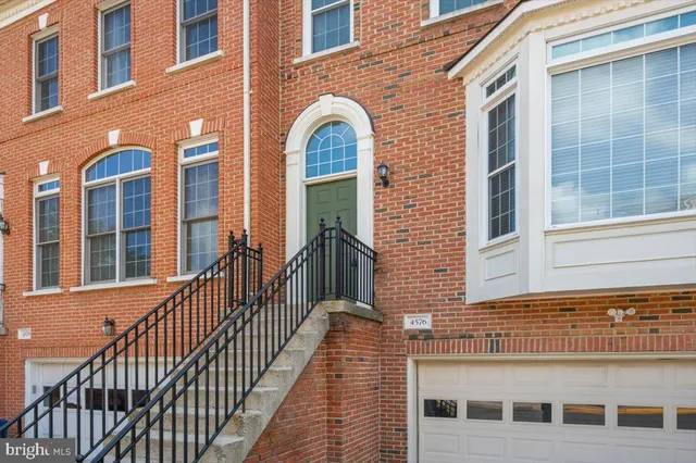 $3,800 | 4576 Fair Valley Drive, Fairfax, VA 22033