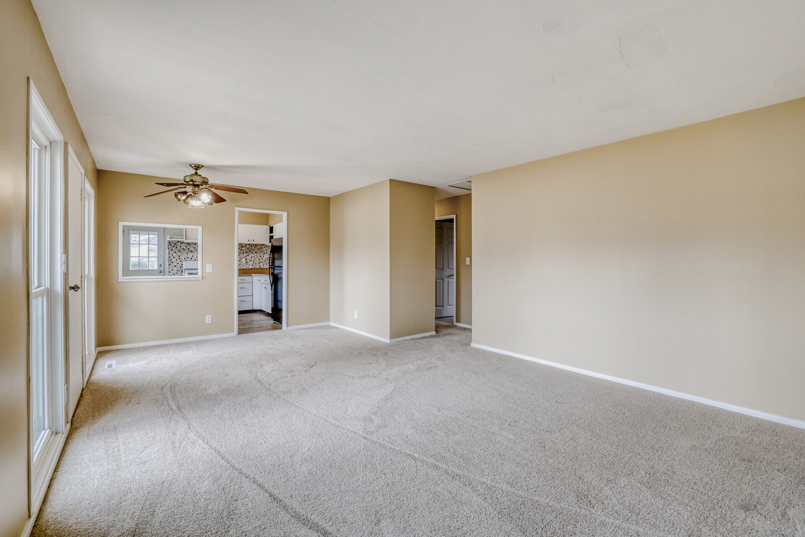 17 South Bartlett Road Streamwood, IL 60107 - Photo 4 of 16 a view of empty room with a fireplace