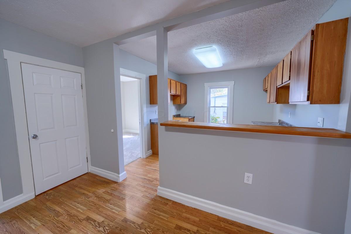 328 Walnut Street Circleville, OH 43113 - Photo 11 of 25