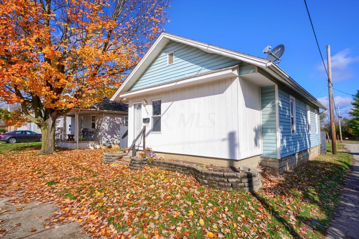 328 Walnut Street Circleville, OH 43113 - Photo 4 of 25