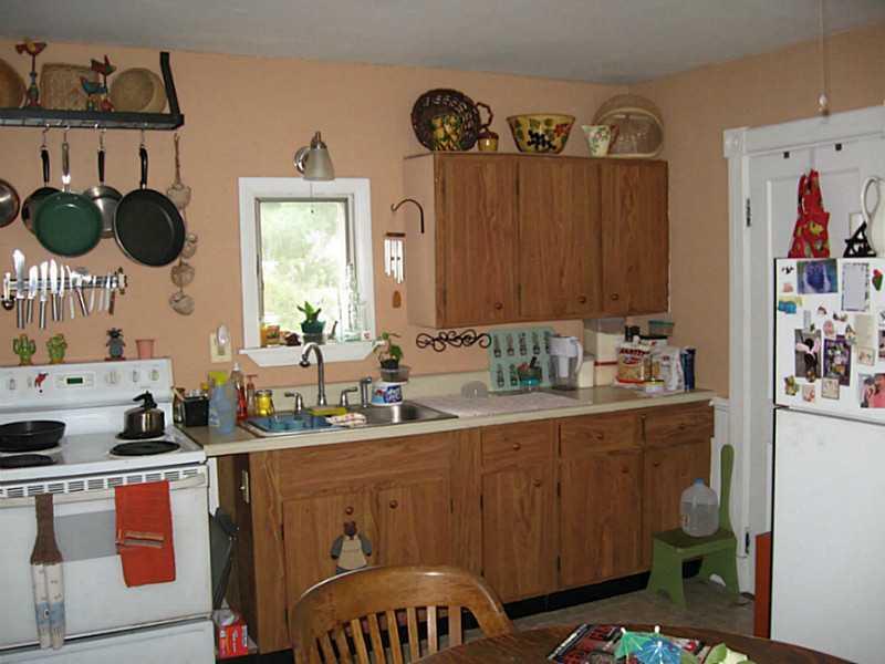 13 School Street Brewer, ME 04412 - Photo 10 of 18 Kitchen. unit 2 kitchen