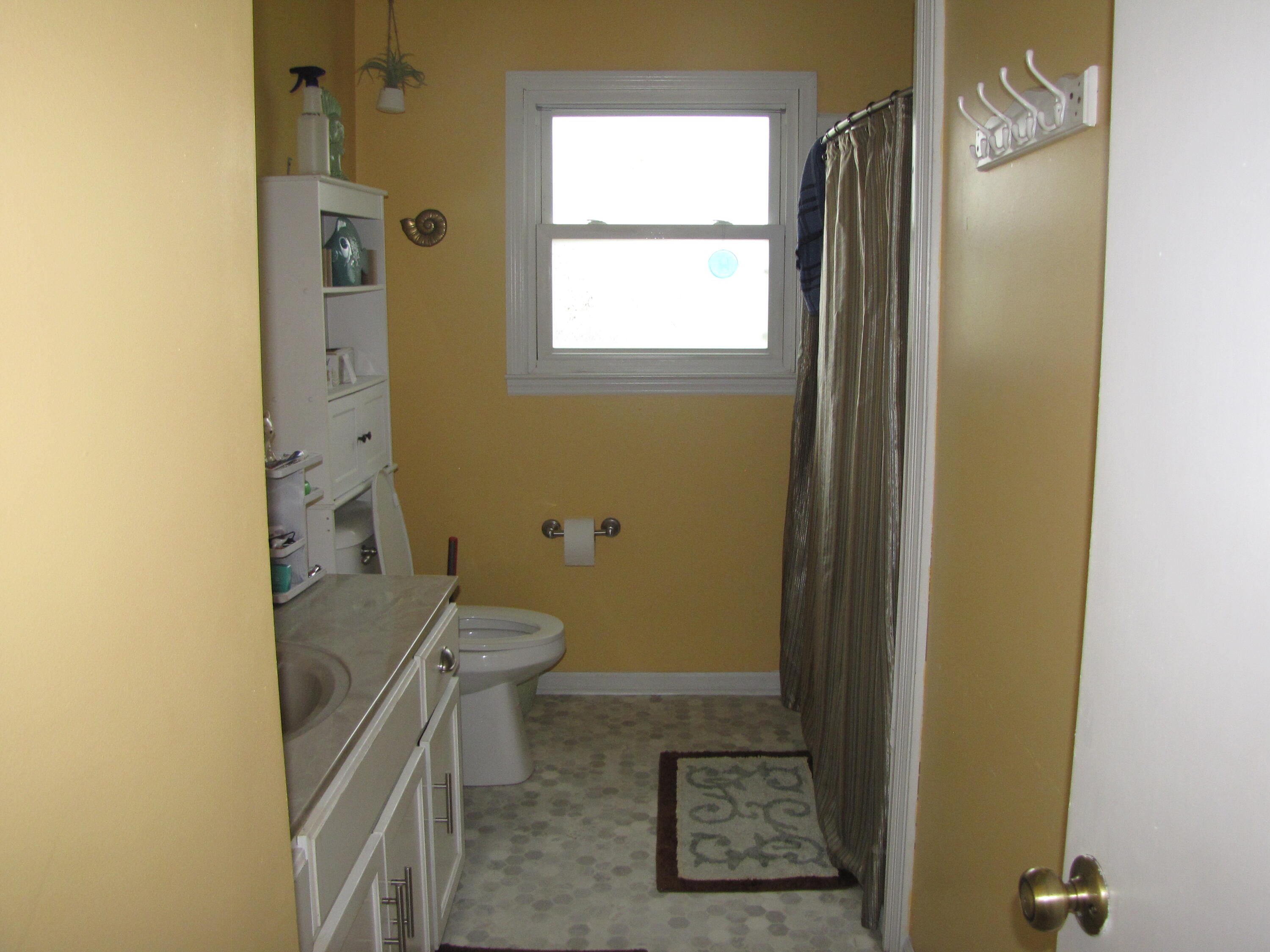 116 Johnson Road Berea, KY 40403 - Photo 32 of 36 Bathroom