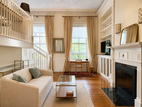$3,400 | 105 Beacon Street, Unit 4, Boston, MA 02116