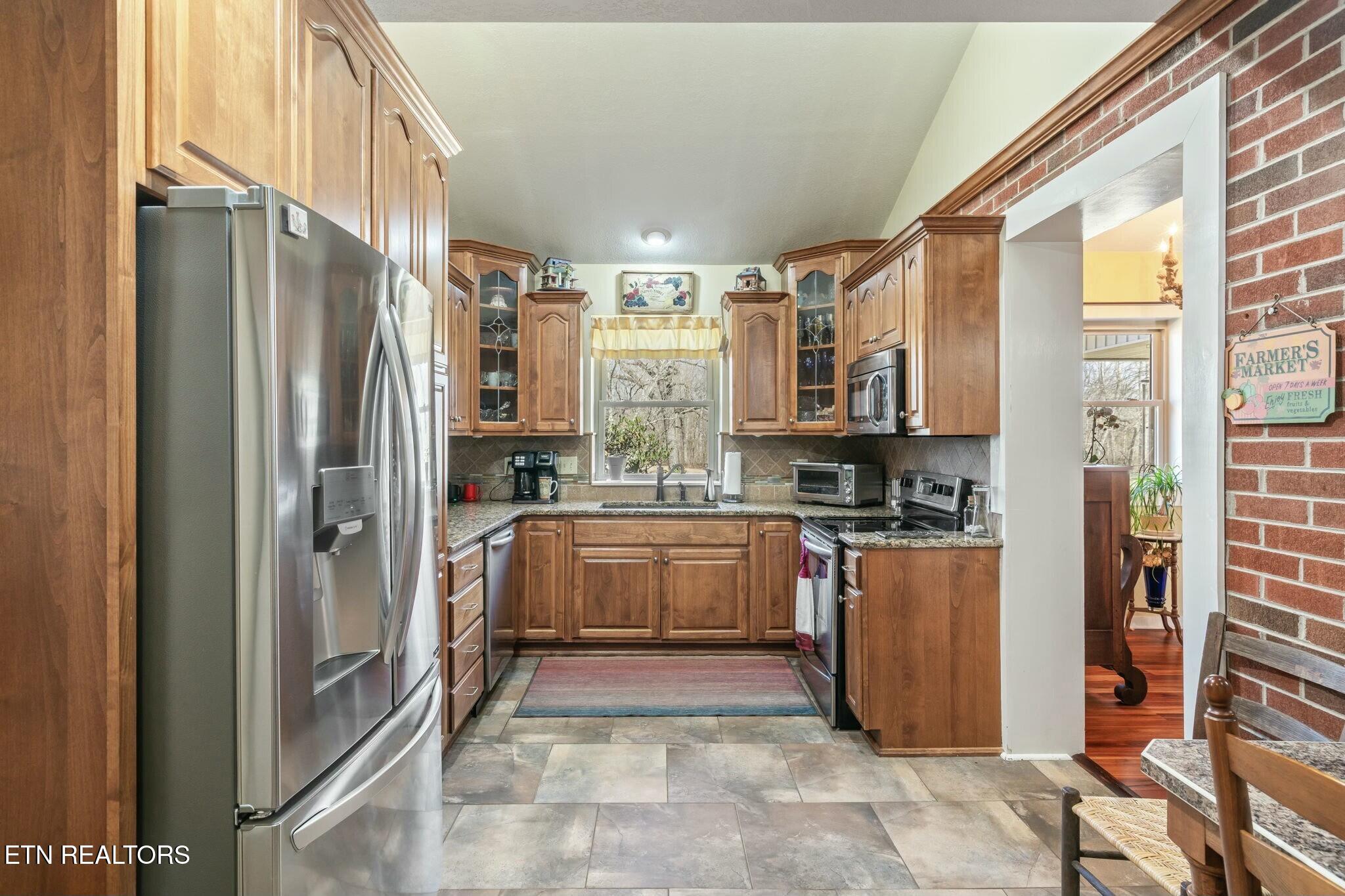 7100 East Emory Road Corryton, TN 37721 - Photo 16 of 60 tempImage0qoUIW